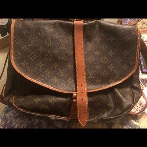 🌟🌟Vintage Louis Vuitton Saumur 30 Monogram🌟🌟
